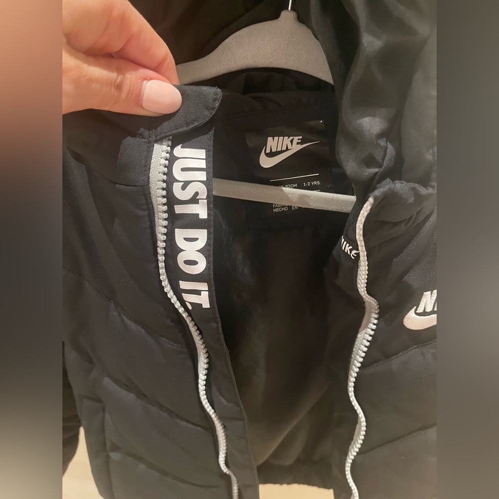 Nike Kids Black Puffer Jacket - Picture 3 of 5